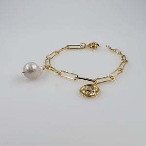 Baroque Pearl Charm Chain Bracelet