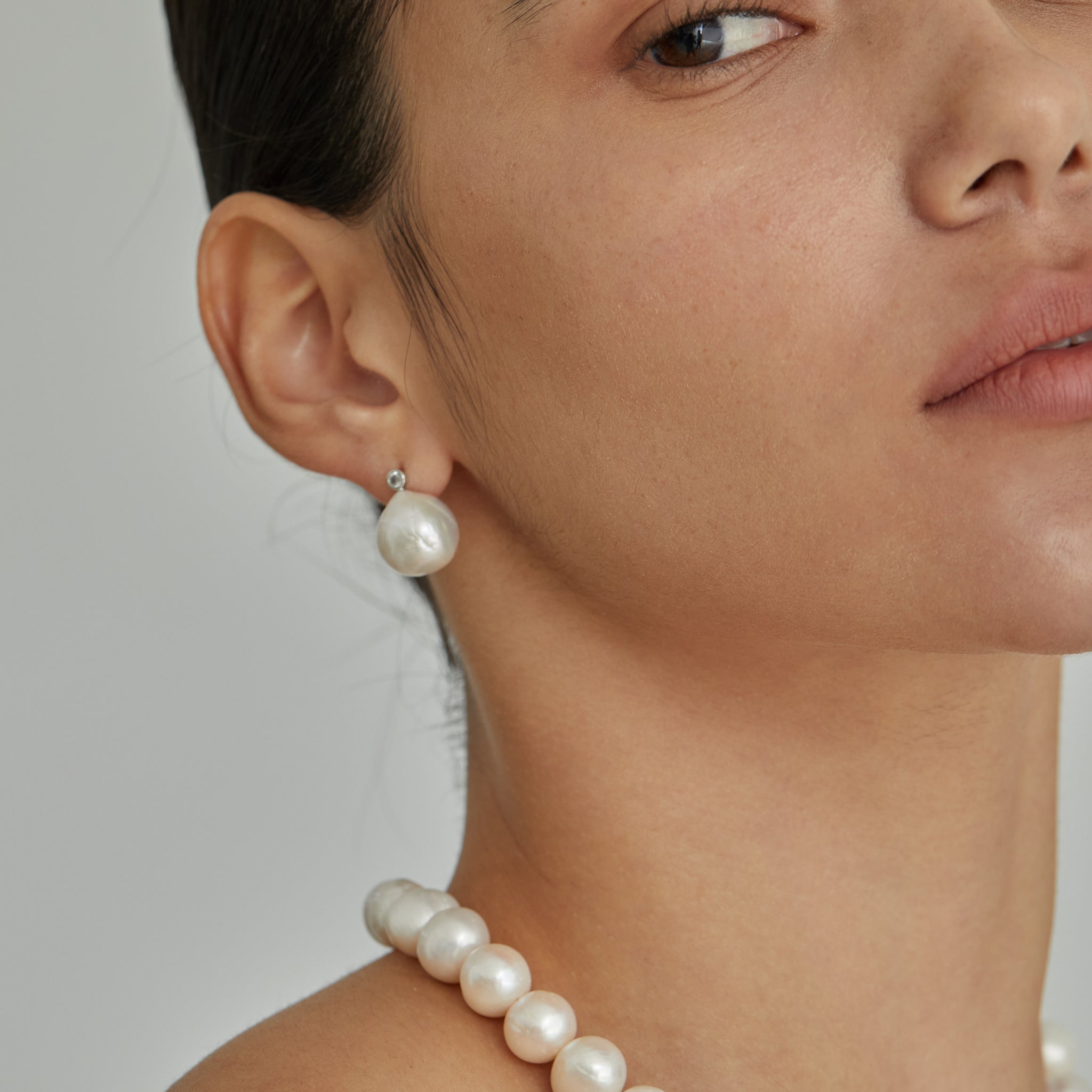 Modern Pearl Earrings